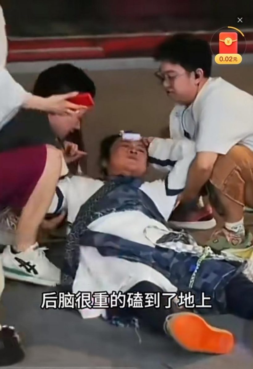 ใจหายทั้งสตู! นักเเสดงรุ่นใหญ่ วูบหมดสติกลางไลฟ์สด