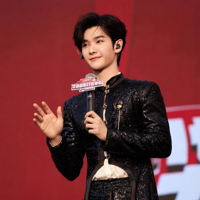 รู้จัก นาย กรชิต นักแสดงไทย1เดียวในซีรีส์ "ล่าหยก"