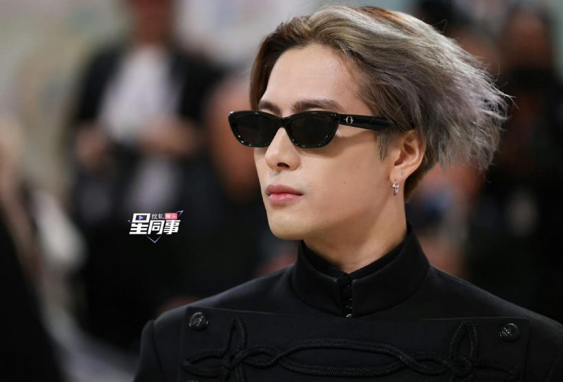 ส่องความหล่อฉบับตัวพ่อ แจ็คสัน หวัง สาดออร่ากลางพรมแดงMet Gala