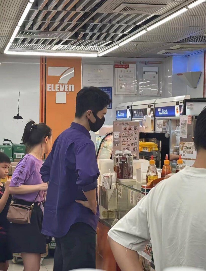 ส่องวันชิลๆ พระเอกตัวท็อป ชีวิตจริงติดดินกว่าที่คิด