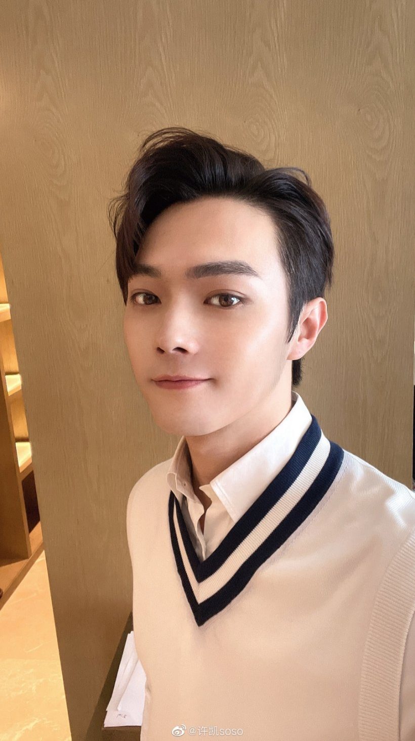 ส่องวันชิลๆ พระเอกตัวท็อป ชีวิตจริงติดดินกว่าที่คิด