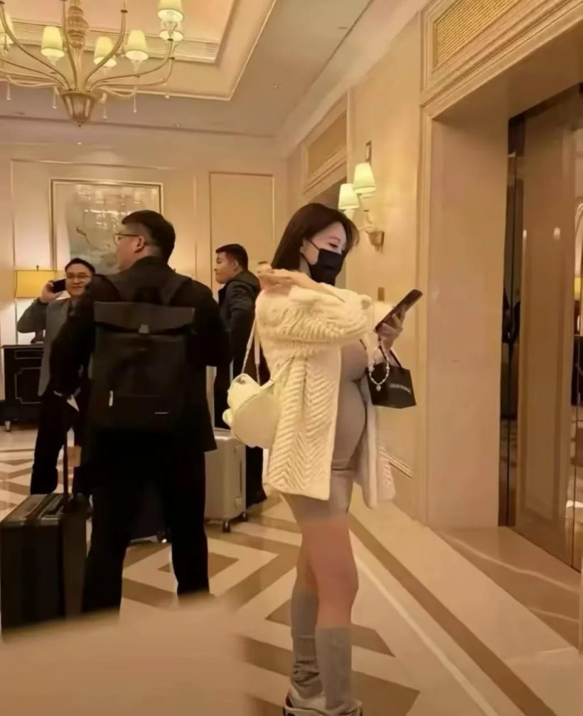 พระเอกดังโดนเมียใหม่เเฉยับ ไม่จ่ายค่าเลี้ยงดูลูกหลังคลอด