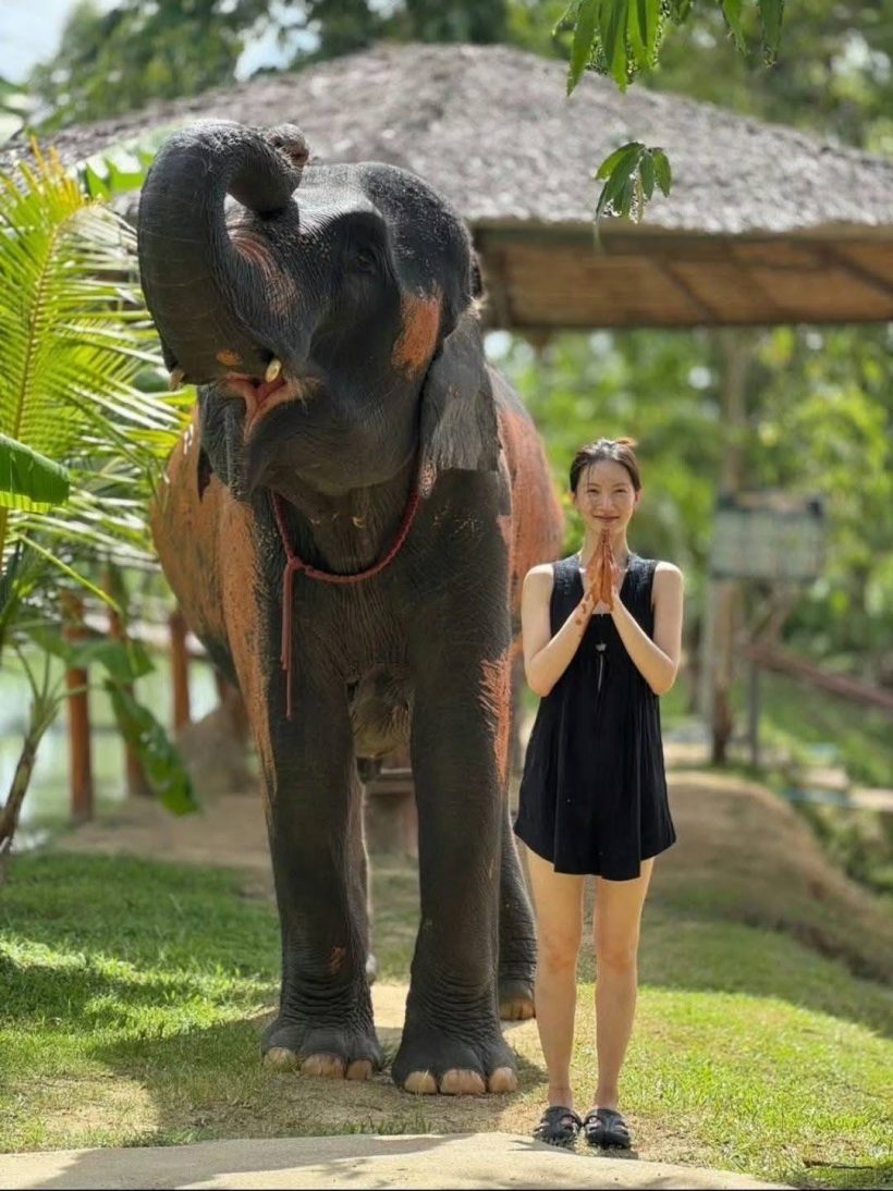 นางเอกจีนสุดฮอตลัดฟ้าเที่ยวไทย ยิ้มสดใสชีวิตเเฮปปี้สุดๆ