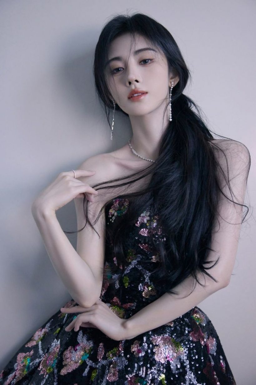เปิดโผล 9 นางเอกจีนเเถวหน้า ถูกโหวตสวยที่สุดในสายตาชาวโลก
