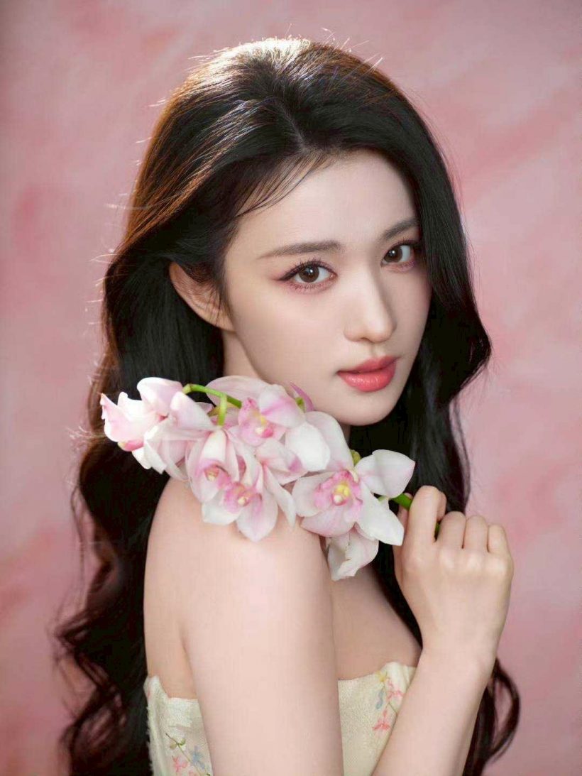 หวังฉู่หรัน ทำโซเชียลเเตก ภาพไม่ผ่านการรีทัชยังสวยมาก