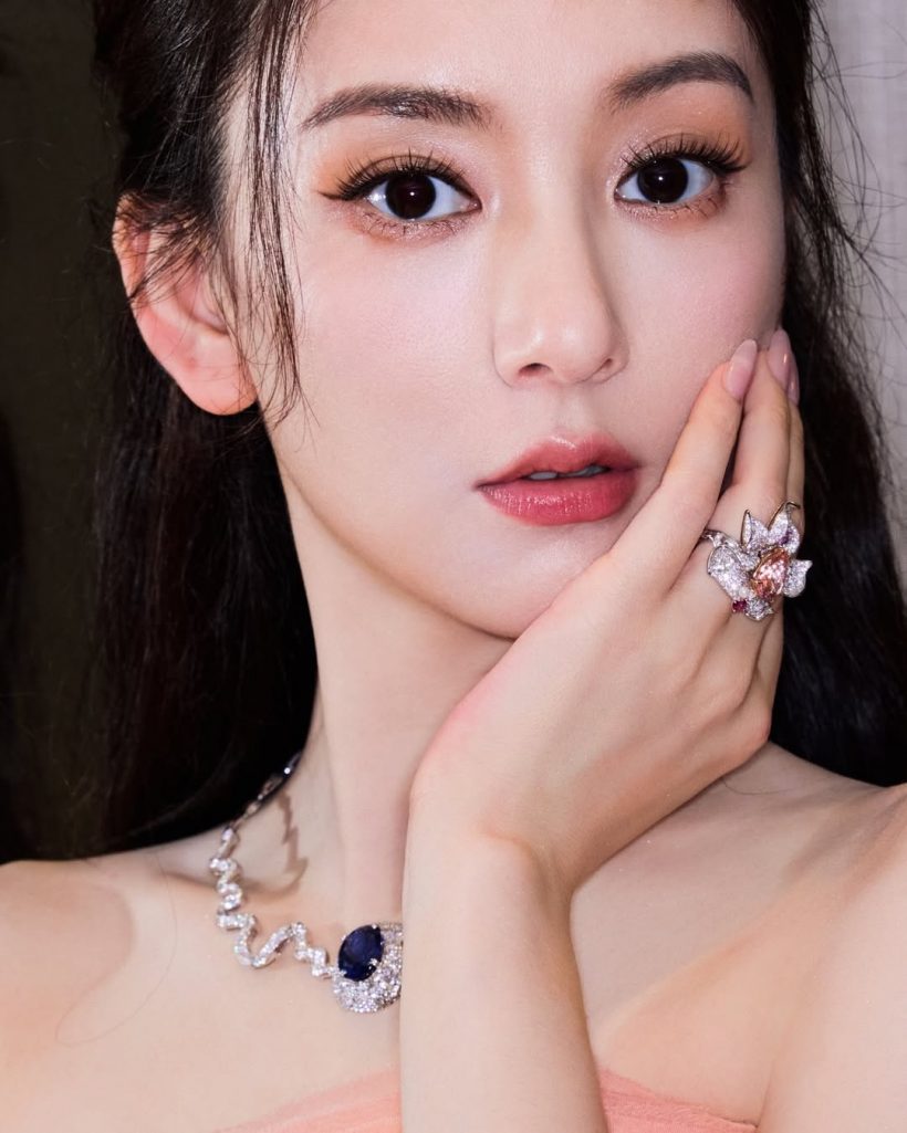 รัก 8 ปีสั่นสะเทือน! ดาราหนุ่ม โดนจับโป๊ะควงสาวปริศนาที่ไม่ใช่เมีย