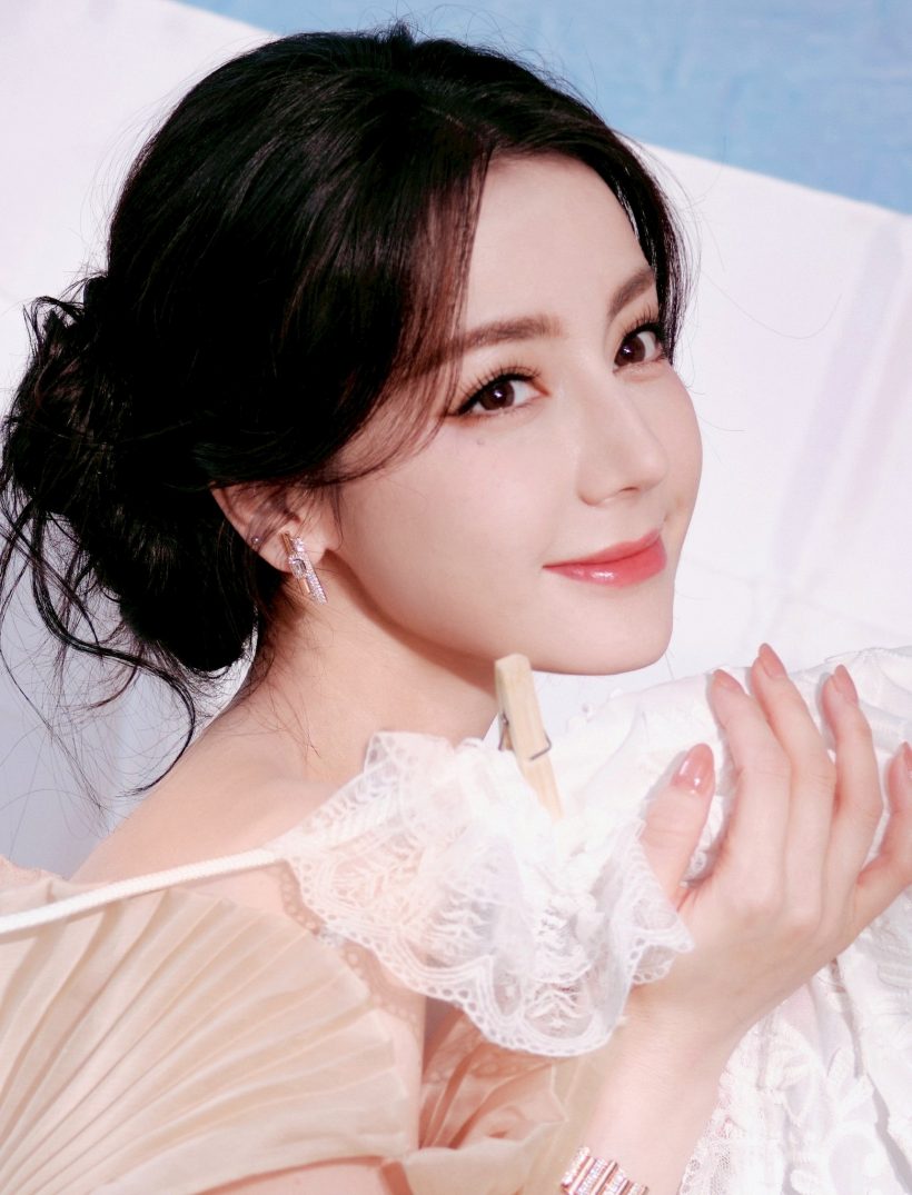 ดึงดูดสายตา ตี๋ลี่เร่อปา ภาพนี้สวยเกิน AI