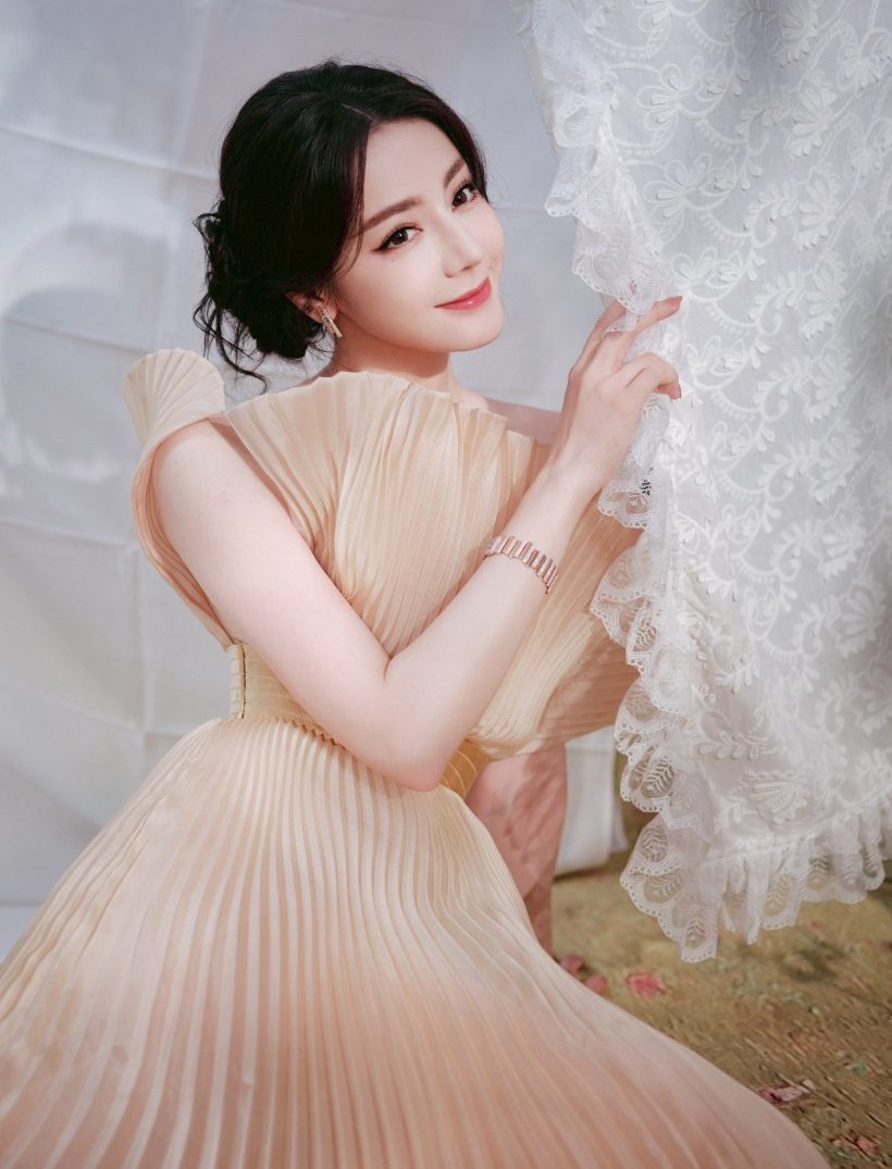 ดึงดูดสายตา ตี๋ลี่เร่อปา ภาพนี้สวยเกิน AI