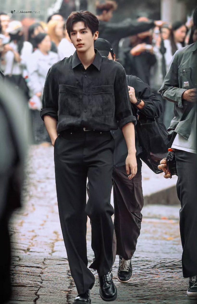 น่ากลัวมาก! พระเอกดัง โดนเลเซอร์จี้ตัว เเฟนๆหวั่นอันตราย