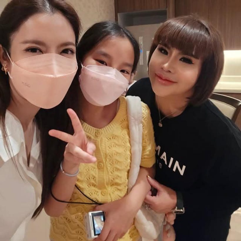 สุดอบอุ่น เผยโมเมนต์แอฟ-นนกุล พา น้องปีใหม่ ไปเยี่ยมลูกสาวพุฒจุ๋ย