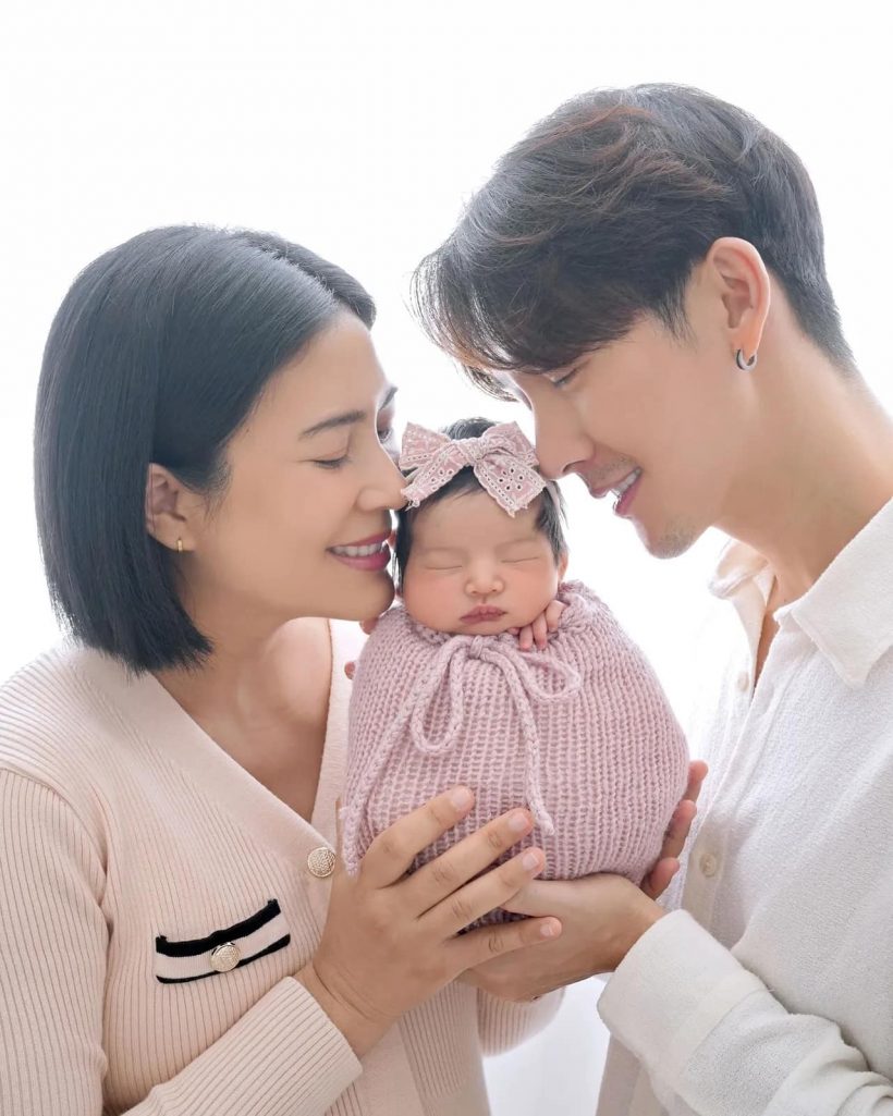 สุดอบอุ่น เผยโมเมนต์แอฟ-นนกุล พา น้องปีใหม่ ไปเยี่ยมลูกสาวพุฒจุ๋ย