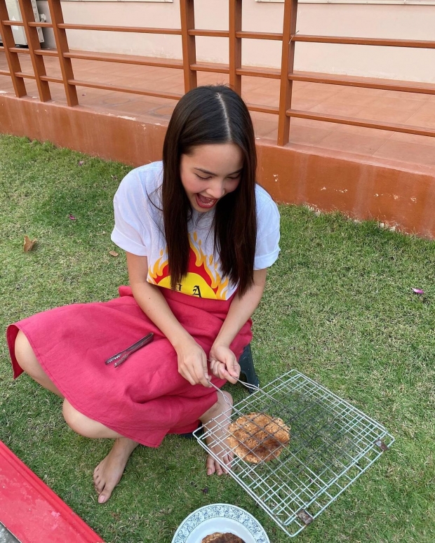 ญาญ่าทำข้าวเกรียบย่าง ชาวเน็ตแซวหวั่นขาดตลาดแม่ค้าขึ้นราคา