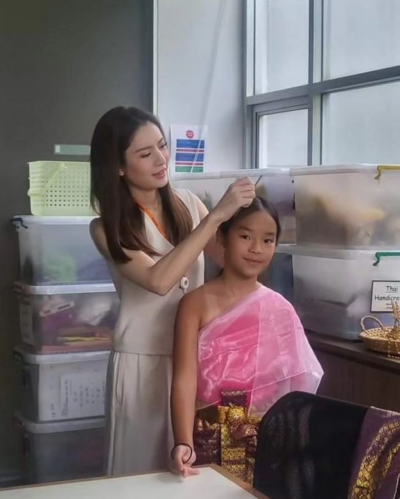 พ่อสงกรานต์ปลื้ม!น้องปีใหม่ ใส่ชุดไทย สวยหวานได้แม่แอฟเต็มๆ