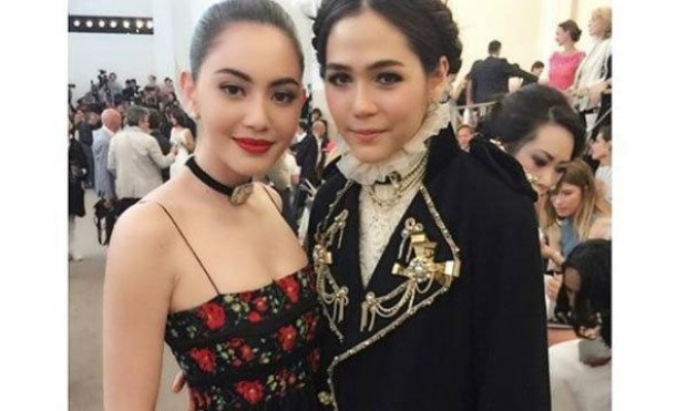 ยังไง! ‘ชมพู่’ โพสต์ภาพ ‘หมาใส่แชลแนล’โดนโยงแขวะ ‘ใหม่’ รึเปล่า?