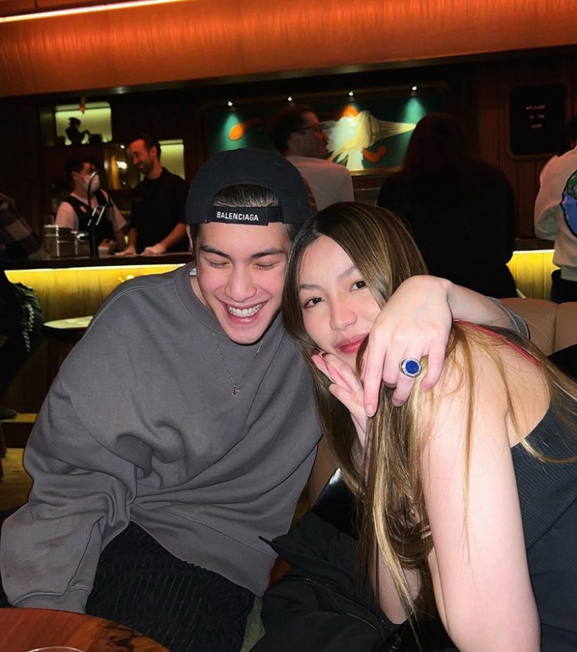 เพจดังพาจับตา! คู่รักคู่นี้เลิกกันเเล้ว รูปหวานๆหายเกลี้ยง