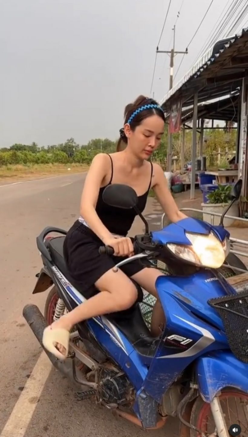 ชาวเน็ตอึ้ง! สาวขับรถพ่วงชิวๆ ที่แท้คือดาราสุดฮอต ฐานะรวยคนนี้?