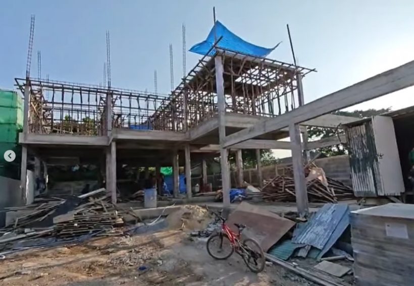 เปิดบ้านกำลังสร้าง เต๋า สมชาย ใหญ่อลังการสมฐานะครอบครัว