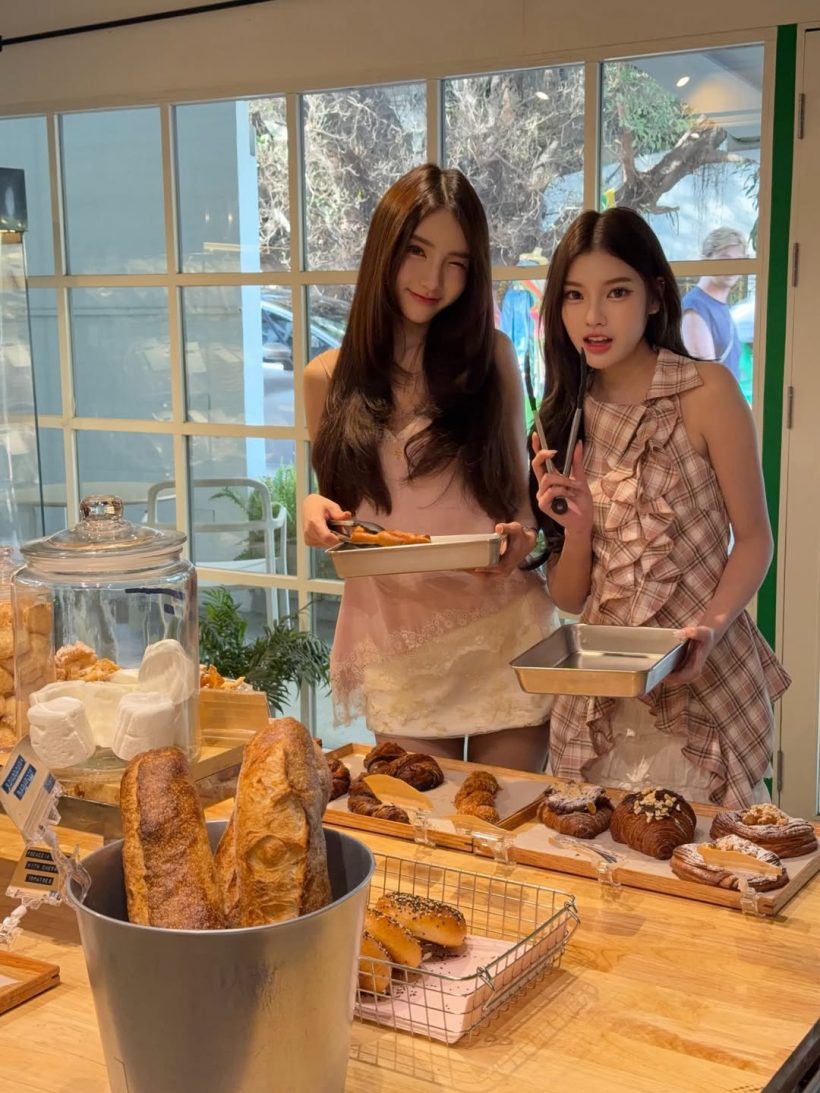 สยบข่าวเกาเหลา! 2 สาวโพสต์ภาพคู่ เเท้จริงเเล้วไม่ได้ตีกัน