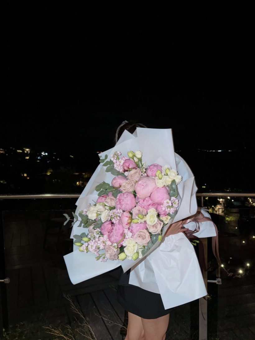 นางเอกช่องดังยิ้มเเก้มปริ ภาพนี้ทำหลายคนลุ้นเปิดตัวเเฟน