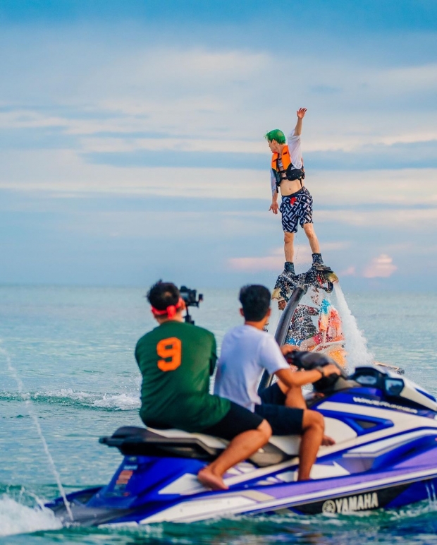 กอล์ฟ พิชญะ โชว์ท่าเล่น Flyboard เท่กรี๊ดคอแตก แต่มีจุดที่ต้องทัก!