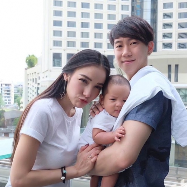 “แพท-เบนซ์” อัพรูปคู่รับลูก ชาวเน็ตชื่นใจลุ้นรีเทิร์น!