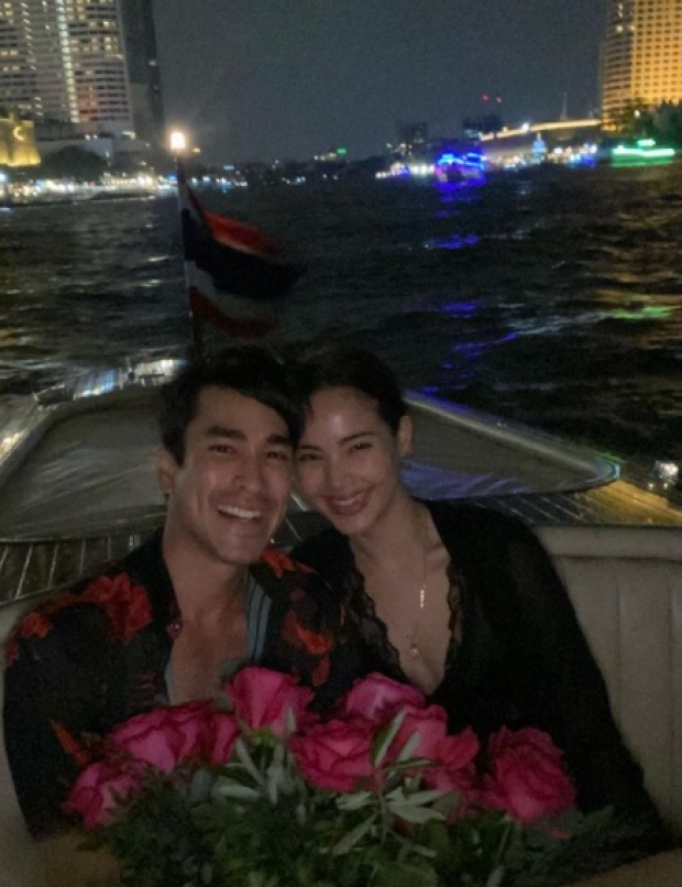 หวานกันต่อเนื่อง! ญาญ่า-ณเดชน์ ควงแขนล่องเรือสุดโรแมนติก 