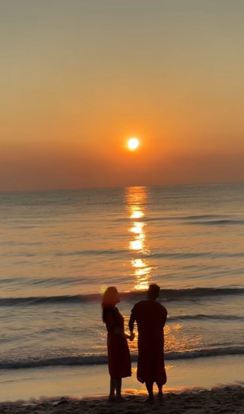 ช็อตเด็ด! คู่รักคู่ใหม่ ยืนจูบกันริมชายหาด โอ้โห..โรแมนติกเวอร์