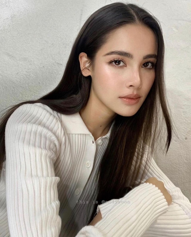 ยอดกระฉูด! ภาพใหม่ ญาญ่า สวยจึ้งตาแตกเห็นแล้วต้องไลก์