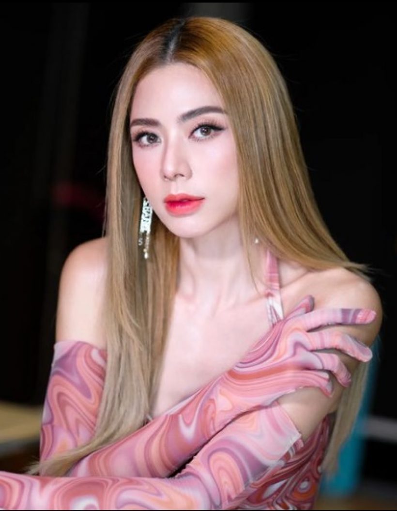 เปิดอายุจริง เอ๋ พรทิยพ์ สวยแซ่บแต่เจอทักใช่ดาราหรือเปล่า ?