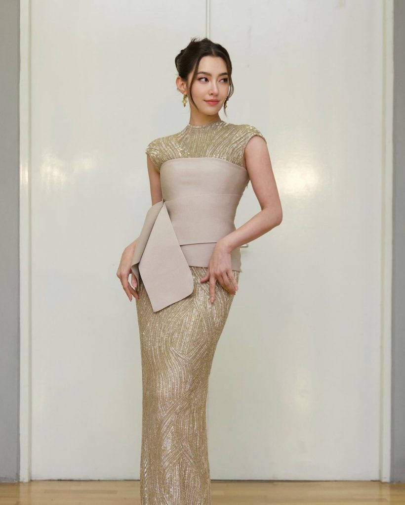 ส่องลุคเบลล่า สวยตะลึง เรียกเสียงแฟลชสนั่นงาน Vogue Gala2024 