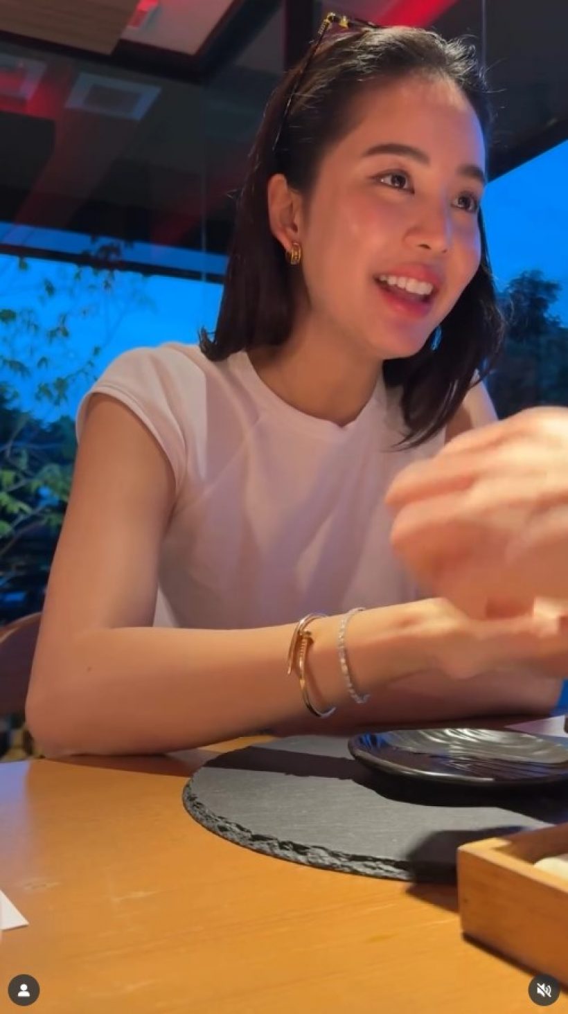 โบว์ เมลดา โชว์แหวนเพชรที่อาเล็ก ธีรเดช เซอร์ไพรซ์สวมให้เม็ดใหญ่เป้งมาก!
