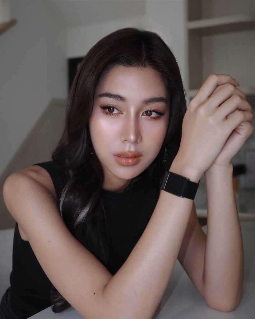 เเฟนๆเซอร์ไพร์! นางเอกช่องดังเปิดตัวคบเเข้งทีมชาติไทย