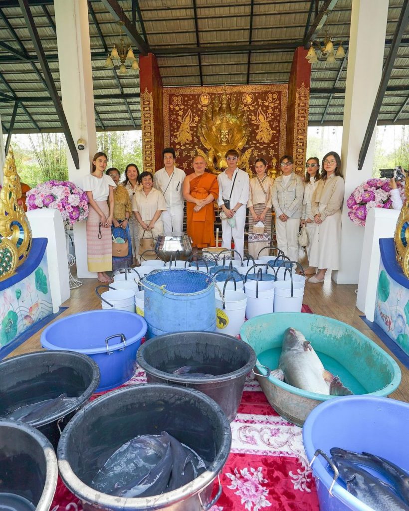 เปิดลุค เบลล่า ใส่ไปทำบุญใหญ่ที่พระธาตุดอยสุเทพ ทำอึ้งทั้งวัด