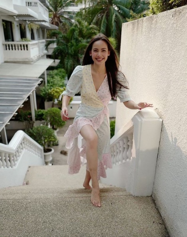 ‘ญาญ่า’ ชวน ‘กาละแมร์’ ถ่ายรูปโคฟเวอร์พร้อมทั้งแกล้งด้วยวิธีนี้..!