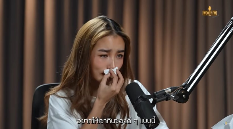 นักร้องสาวดัง ร่ำไห้ เผยสาเหตุโดนชาวบ้านด่าอกตัญญู ไม่ดูแลพ่อ 