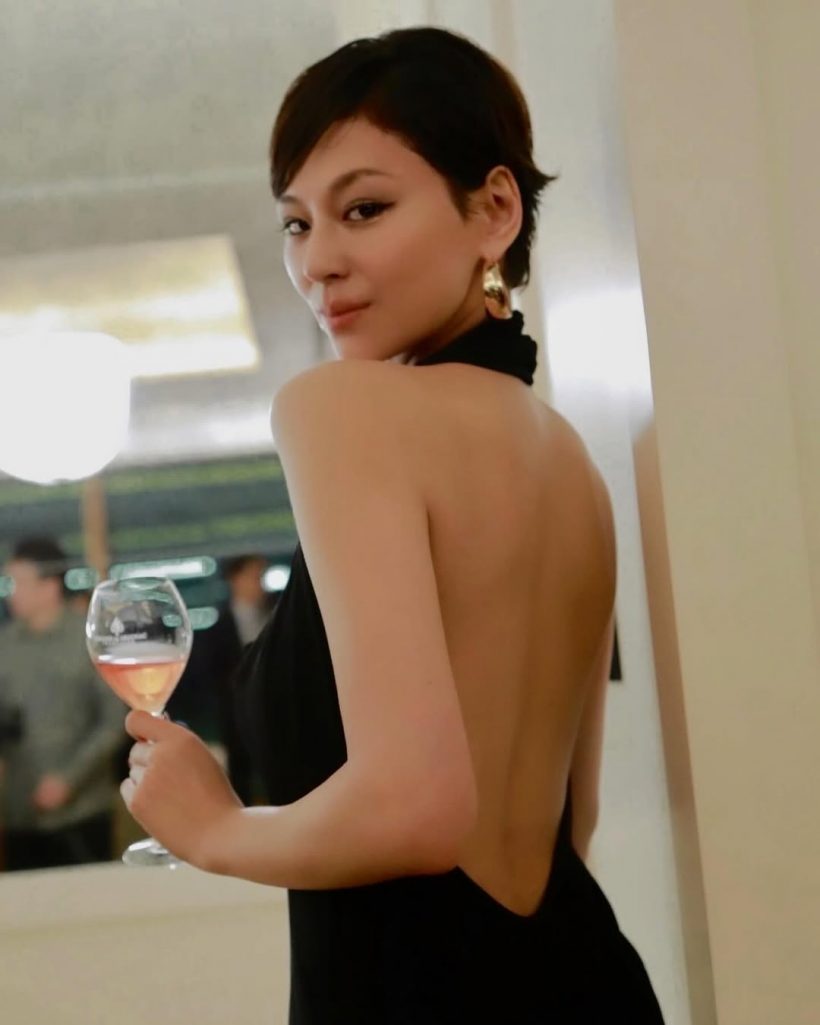 เเฟนๆใจหาย! นักเเสดงสาวดาวรุ่ง ประกาศอำลาวงการบันเทิง