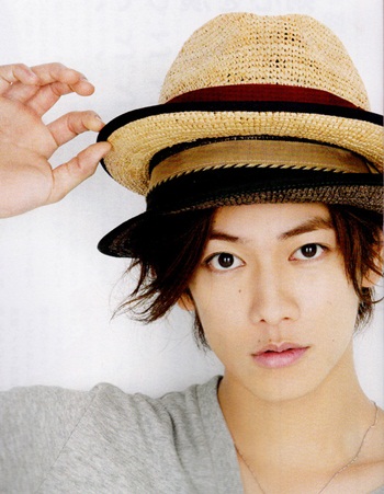 10 อันดับ ดาราชายญี่ปุ่นที่มีใบหน้าแบบในอุดมคติปี 2014
