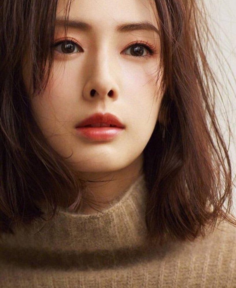 นางเอกดังคว้าเเชมป์ หน้าสวยยืนหนึ่งเเห่งวงการบันเทิง!