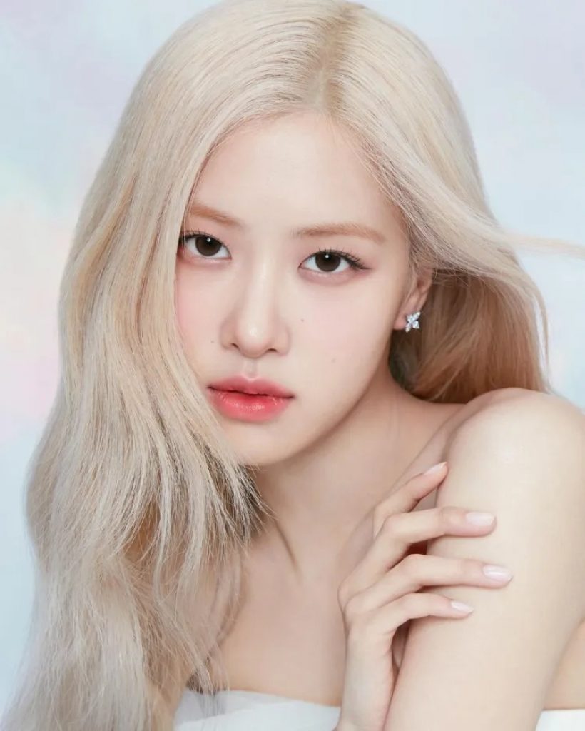 โรเซ่ BLACKPINK เจ้าเเม่ยูทูปคนใหม่ ปีนึงฟันรายได้มหาศาล!