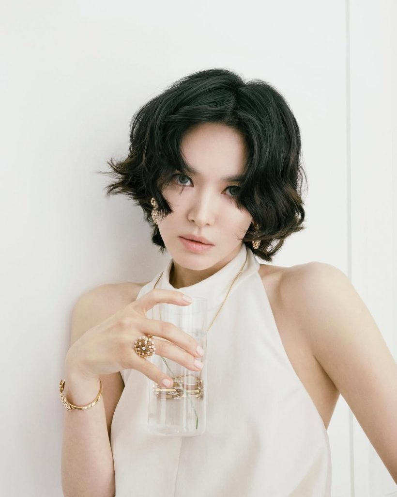 หลีกทางให้เเม่เดิน ซงเฮเคียว ฟาดลุคใหม่ สวยใสในวัย 43
