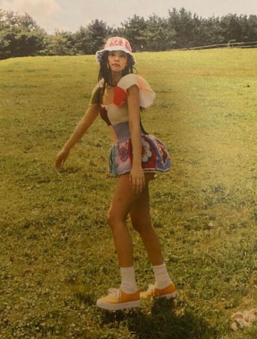 เจนนี่ blackpink ภาพนี้มีดราม่า ชาวเน็ตชี้ดึงดูดพวกคลั่งเด็ก!