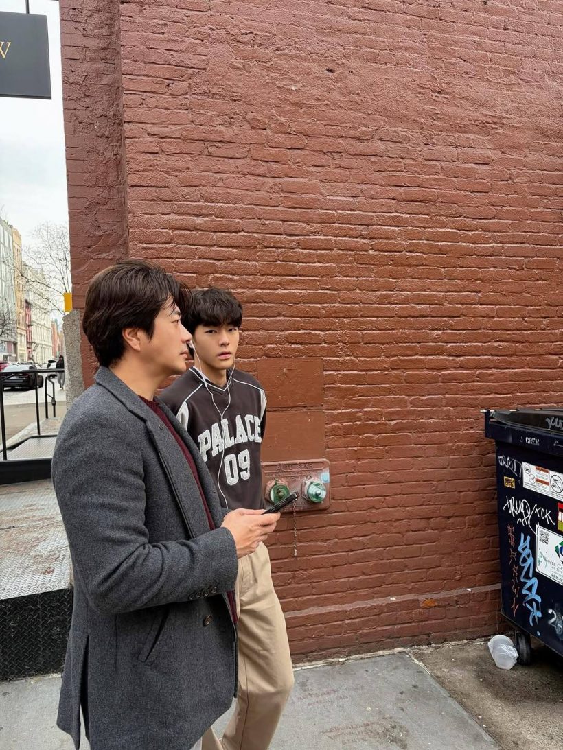 พี่ๆออนไลน์ใจสั่น ลูกชายพระเอกดัง โตเป็นหนุ่มขนาดนี้เเล้ว