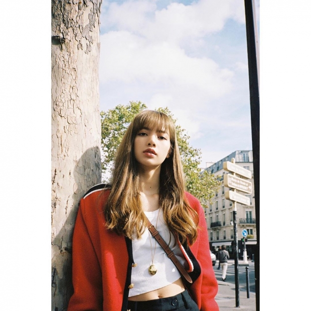 ฮอตไม่หยุด! แฟนๆติด #LISA27MPARTY ยินดี ยอดไอจีลิซ่า ทะลุ 27 ล้าน