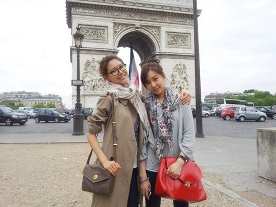 อัพเดทชิวล์-ชิวล์!สาวโซชิ ณ SM TOWN PARIS !