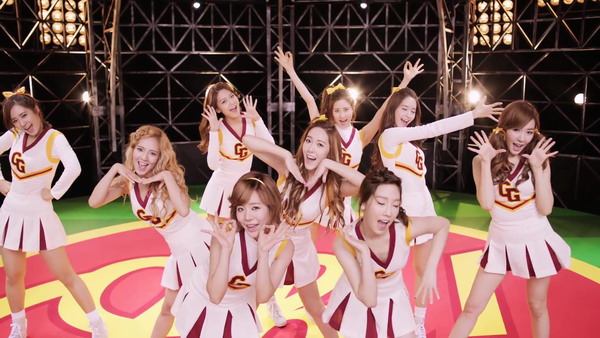 SNSD” คัมแบ็คเวทีโซชิยุ่น ด้วยเพลง “Oh!” เวอร์ชั่นญี่ปุ่น