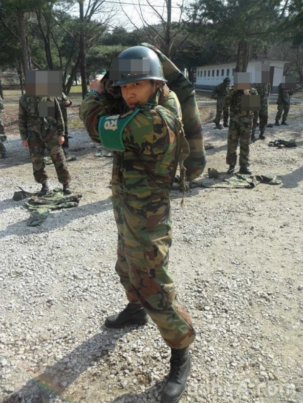 ภาพการฝึกทหารของ เซเว่น ได้รับความสนใจ