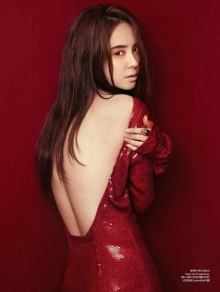 Song Ji Hyo – Harper’s Bazaar Magazine