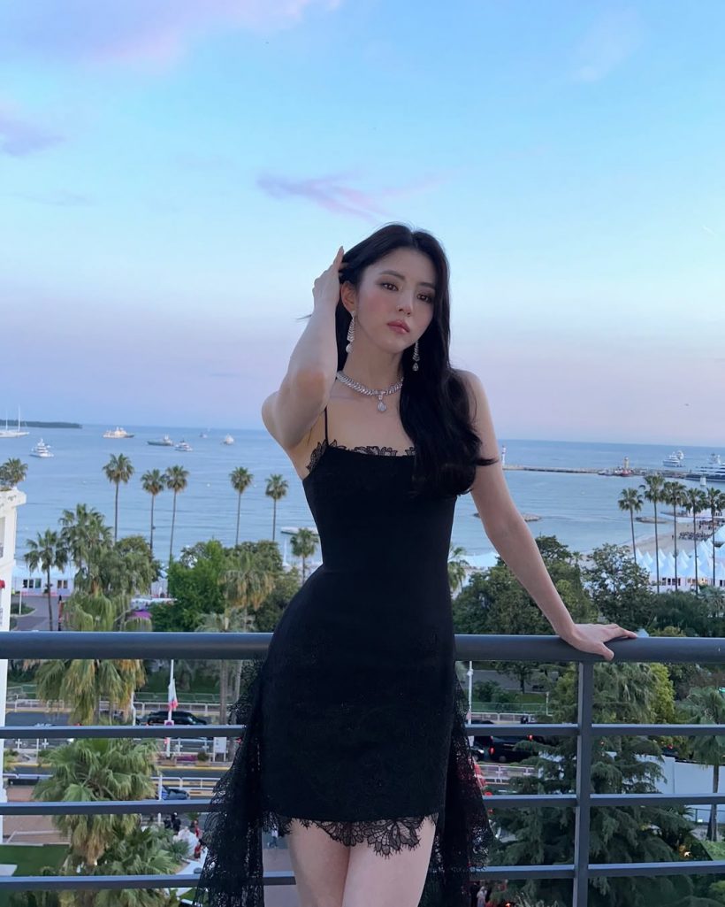 จึ้งมากแม่! 2ลุค "ฮันโซฮี" หน้าส่งชุด ชุดส่งคน เจิดจรัสพรมแดงคานส์ครั้งที่ 78!
