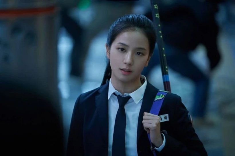 จีซู โดนชาวเน็ตวิจารณ์อีกเเล้ว ทั้งๆที่ซีรีส์ใหม่ยังไม่ได้ออนเเอร์