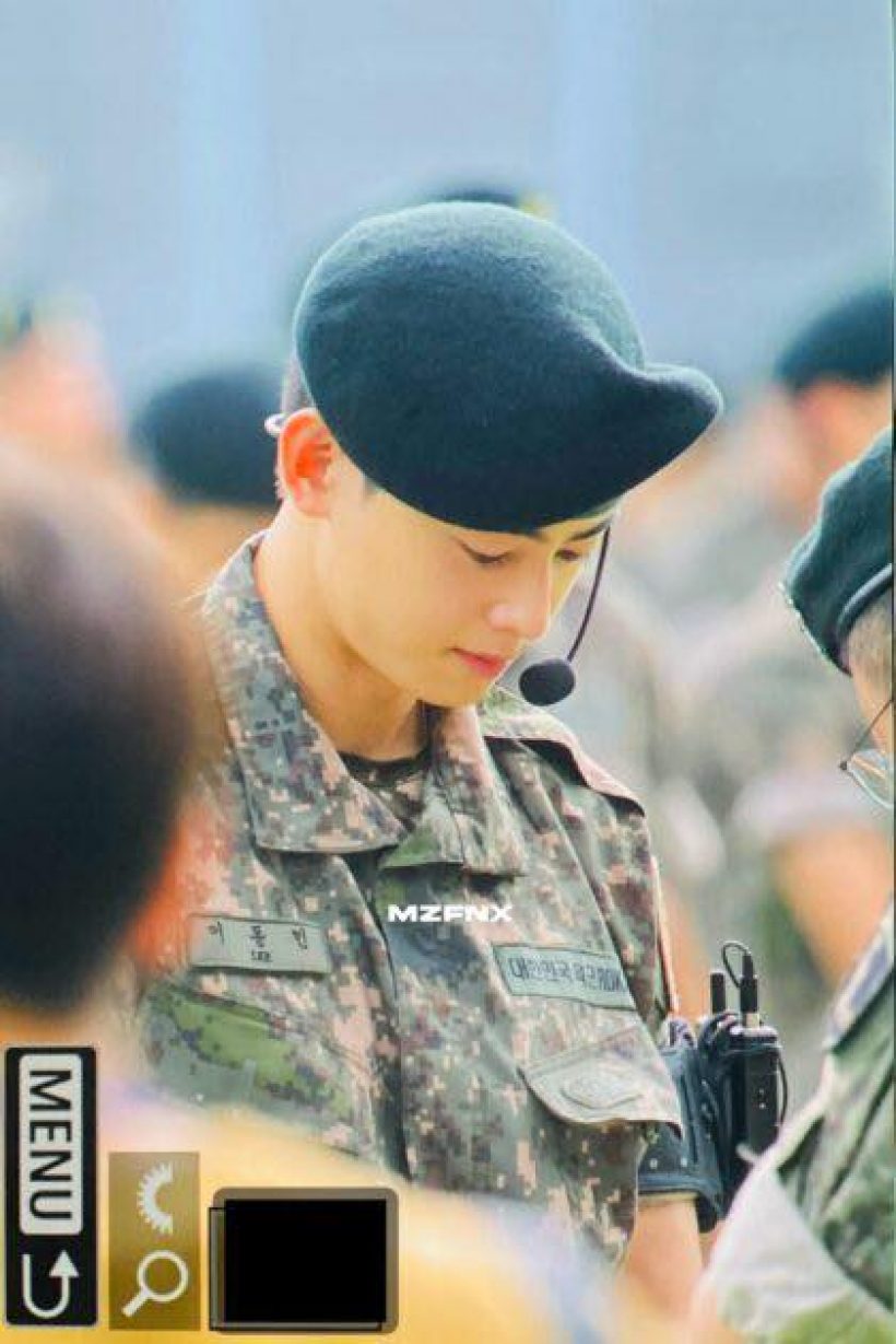 นายทหารที่จริงใจ...ชาอึนอูหล่อทะลุเครื่องแบบทหาร